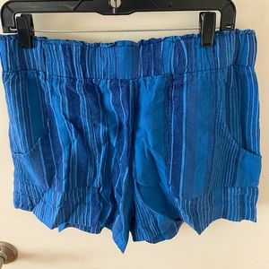 High waist blue stripe shorts